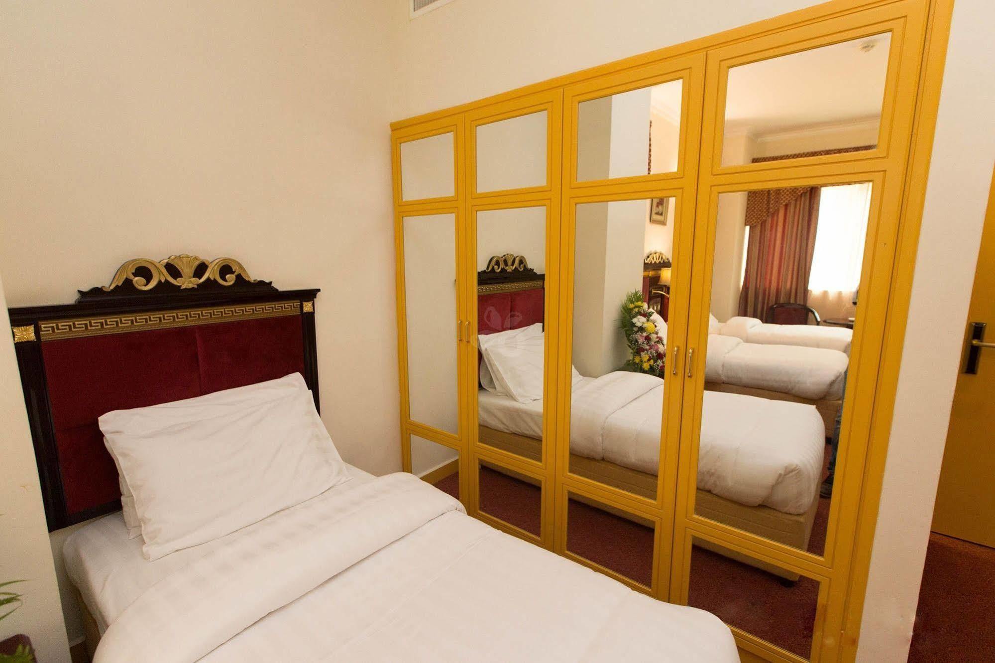 Comfort Inn Hotel Deira Ντουμπάι Εξωτερικό φωτογραφία