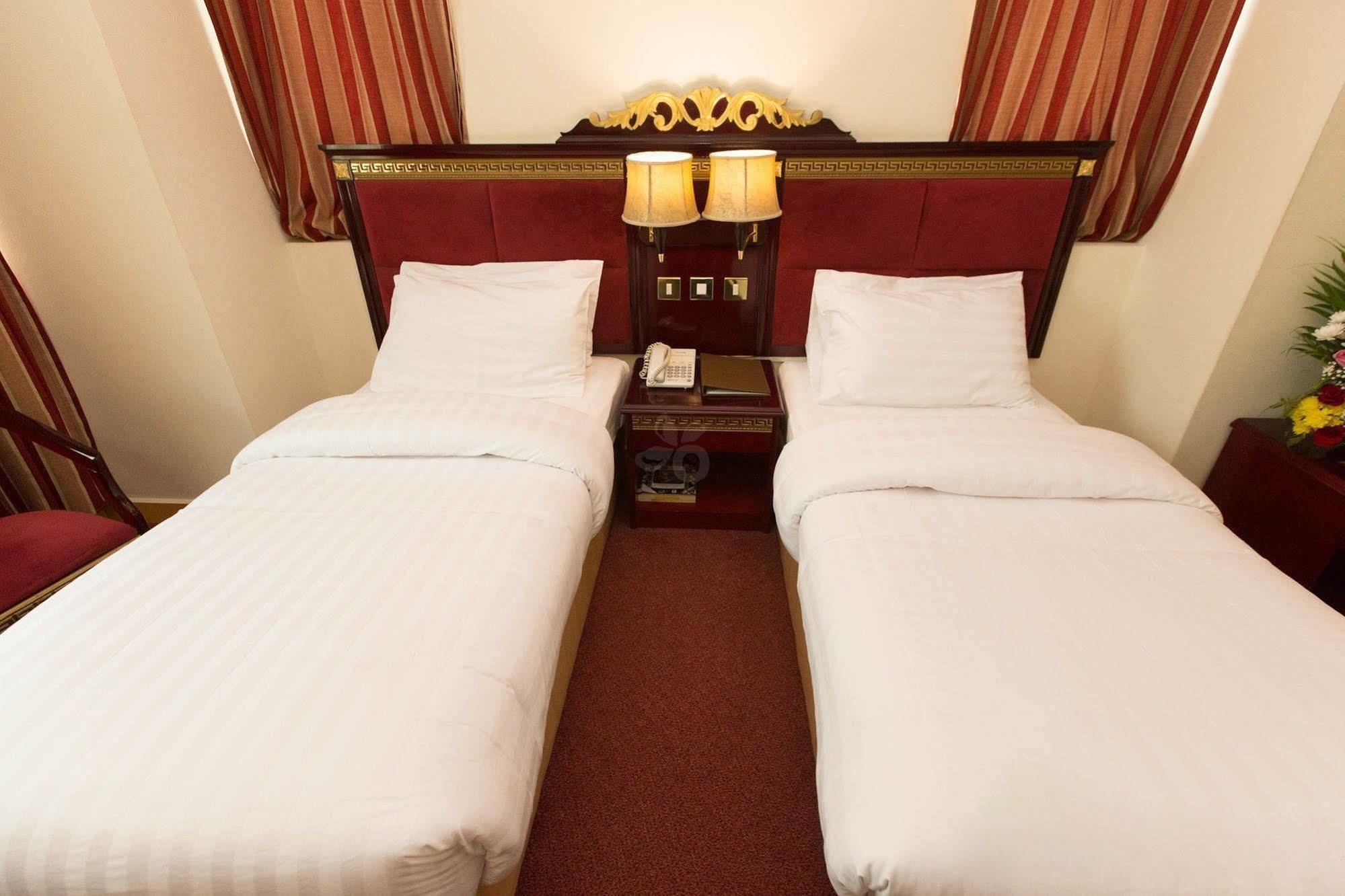 Comfort Inn Hotel Deira Ντουμπάι Εξωτερικό φωτογραφία