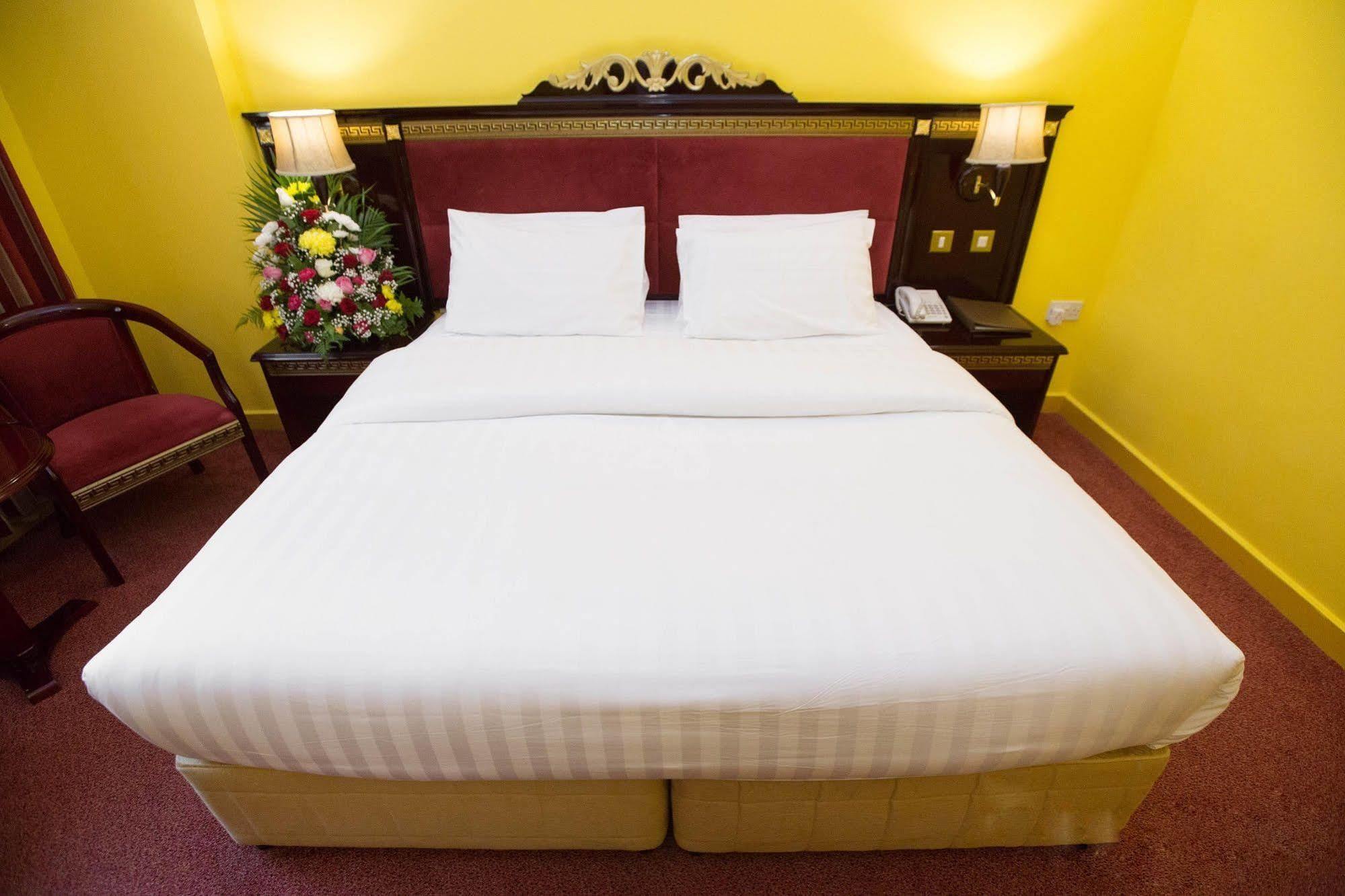 Comfort Inn Hotel Deira Ντουμπάι Δωμάτιο φωτογραφία